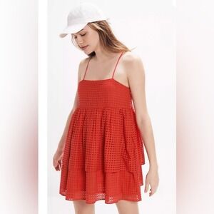 Urban Outfitters Red Katrina Eyelet Tiered Ruffle Mini Dress Side Zip Size‎ 2